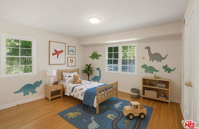 4909 Morse Avenue photos photos