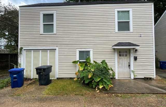 Gorgeous 2 Story Apartment - 832 Wilkinson Street, Shreveport, LA 71104