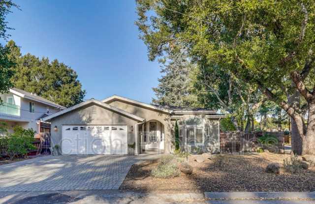 261 Langton Avenue photos photos