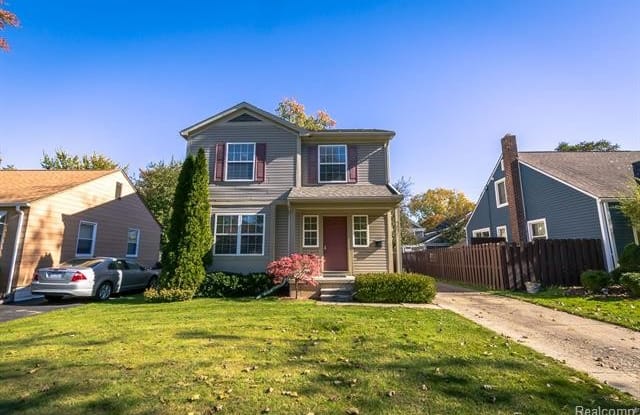 907 HOFFMAN Avenue - 907 Hoffman Avenue, Royal Oak, MI 48067