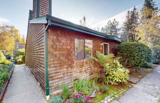 36 Pine Tree Circle - 36 Pine Tree Circle, Cotati, CA 94931