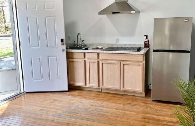 773 Waverly Avenue photos photos