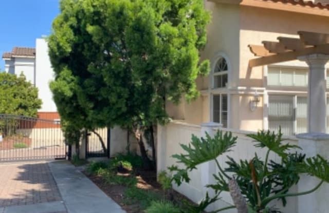 700 Meyer lane 4 - 700 Meyer Ln, Redondo Beach, CA 90278