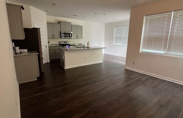 1075 Rigby Court SE Gallery 1