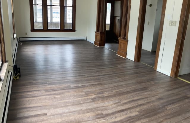 153 West Bridge Street - A Gallery 3