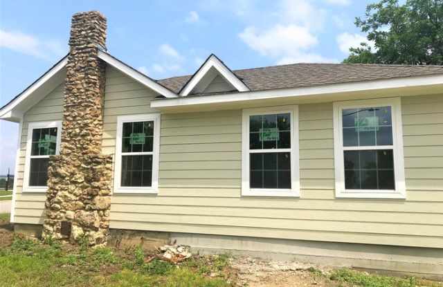 2650 Burchill Road - 2650 Burchill Road, Fort Worth, TX 76105
