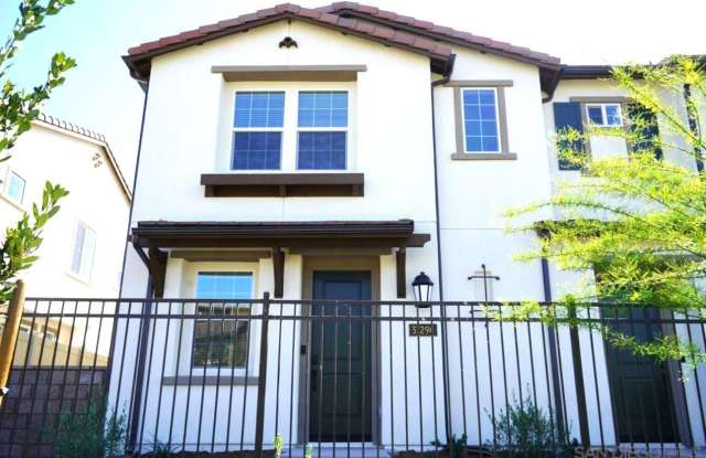 31294 Calle Cirros - 31294 Calle Cirros, Temecula, CA 92592