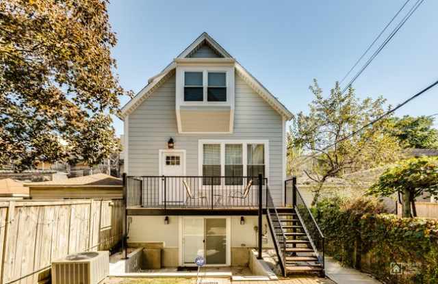 2911 North Seeley Avenue - 2911 North Seeley Avenue, Chicago, IL 60618