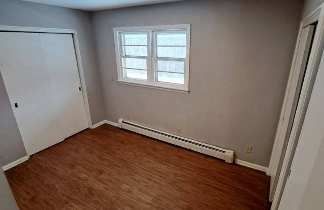 604 White ST SW Gallery 2