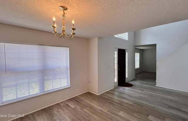 1727 Valcourt Street NW Gallery 3