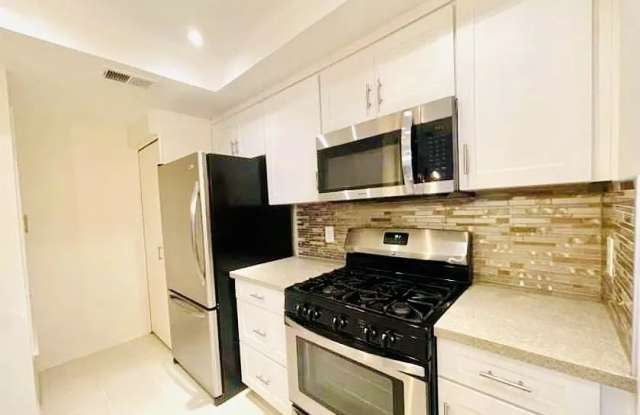 2005 Lakeridge Cir photos photos