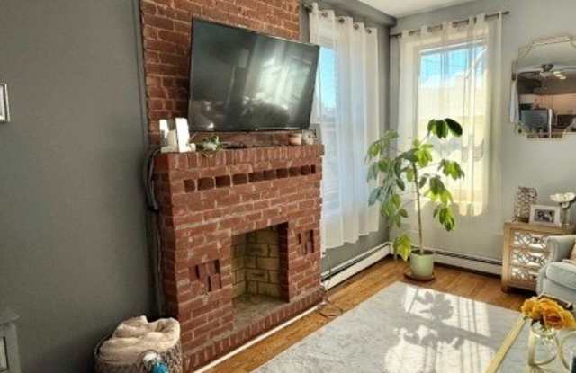 650 1St St photos photos