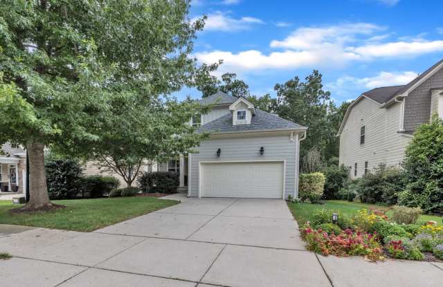 3 Bedroom Home in Austin Creek! 2 Car Garage  First Floor Primary photos photos