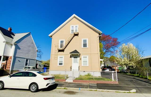 49 Ash Street - 2 photos photos