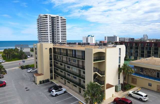 1441 N Atlantic Avenue photos photos
