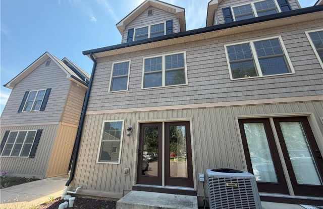 653 Linden Street photos photos