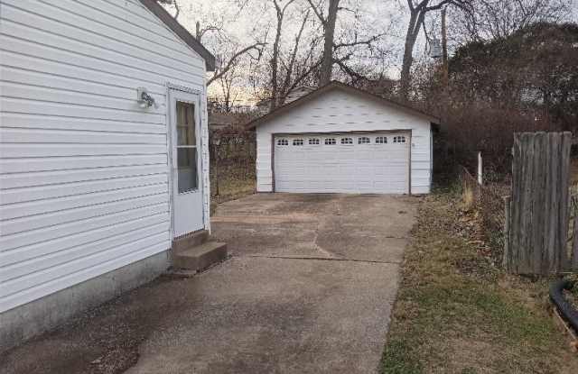1005 Campion Lane Gallery 2