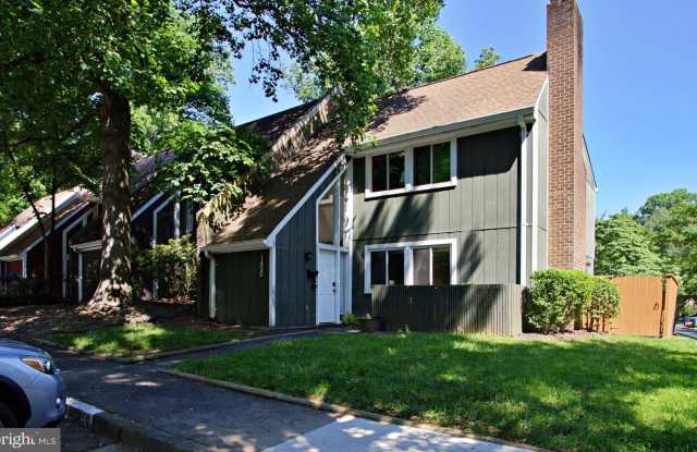 1450 GREENMONT Court photos photos
