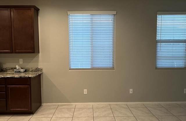 17583 W HADLEY Street Gallery 4