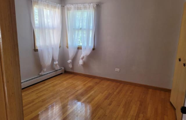 8506 W Rascher Ave - 8506 West Rascher Avenue, Chicago, IL 60656