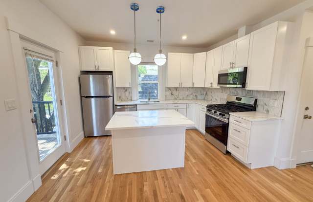 51 Boylston Street - 3 photos photos