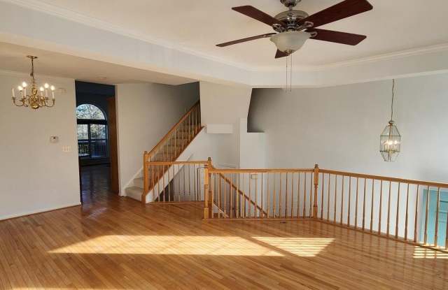 7707 MARTIN ALLEN Court Gallery 3