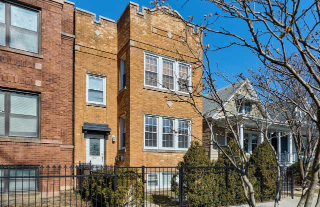 3222 W Warner Avenue unit: 1 - 3222 West Warner Avenue, Chicago, IL 60618
