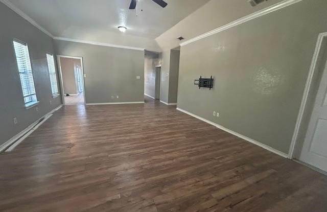 7602 Clearbrook Drive Gallery 2