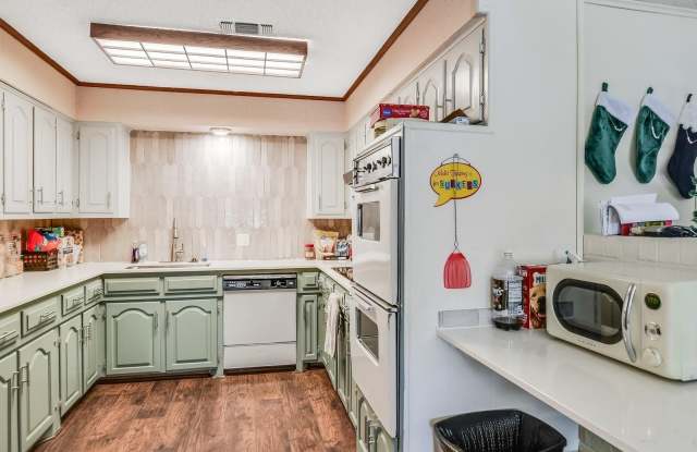 1418 Ocotilla Unit A Gallery 4