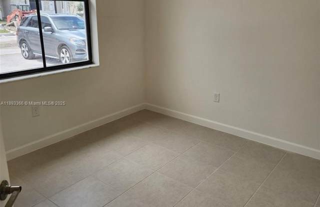12867 SW 232nd Ln Gallery 3