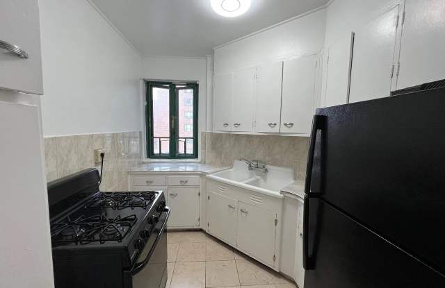 1439 Wood Rd Apt 4G - 1439 Wood Road, Bronx, NY 10462