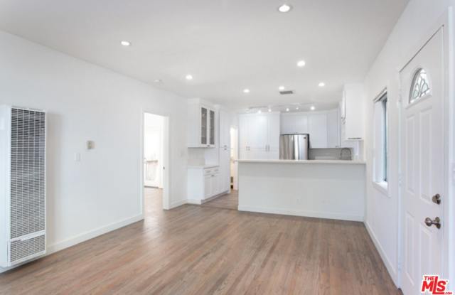 437 Carroll Canal Gallery 2
