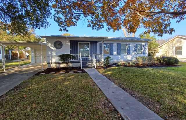 353 Irvington Drive photos photos