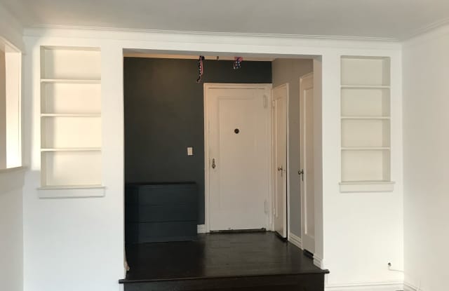 210 Martine Avenue Gallery 4