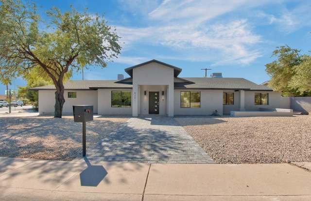 4241 E CALLE TUBERIA -- - 4241 East Calle Tuberia, Phoenix, AZ 85018