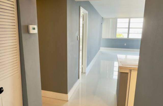 Spacious One Bedroom Two Bath Condo with Parking at Buckley Towers in North Miami Beach Gallery 4