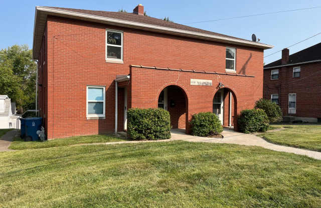 Spacious one bedroom apartment in Alton photos photos