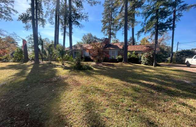 4826 Kilbourne Road - PRELEASING AVAILABLE FOR 2026-2027 SCHOOL YEAR! photos photos