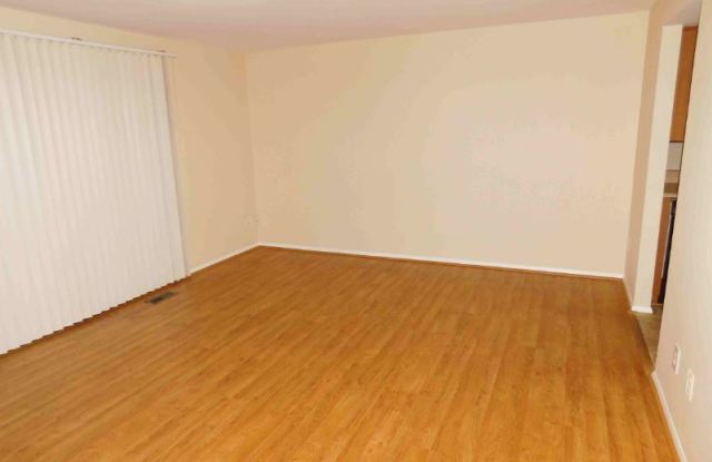 9038 Watchlight Ct Gallery 4