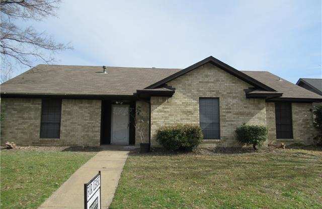 518 Brookfield Drive - 518 Brookfield Drive, Garland, TX 75040