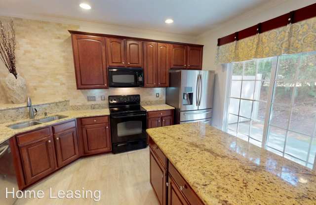 10327 Stineway Court Gallery 2