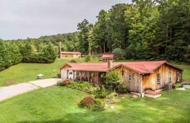 424 Roaring Creek Road photos photos