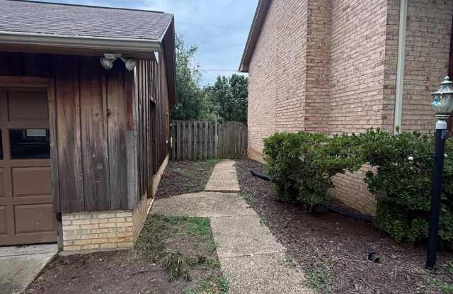 602 GALVESTON Road Gallery 3