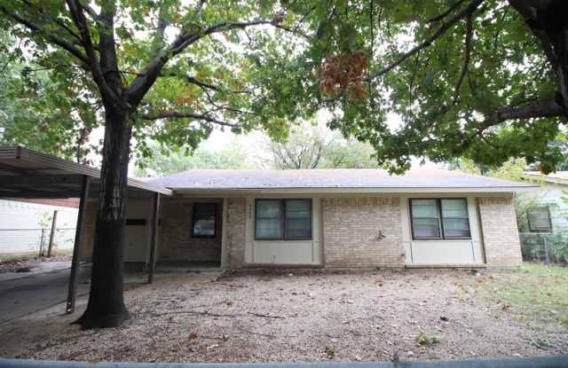 4224 Linda Ln - 4224 Linda Lane, Balch Springs, TX 75180