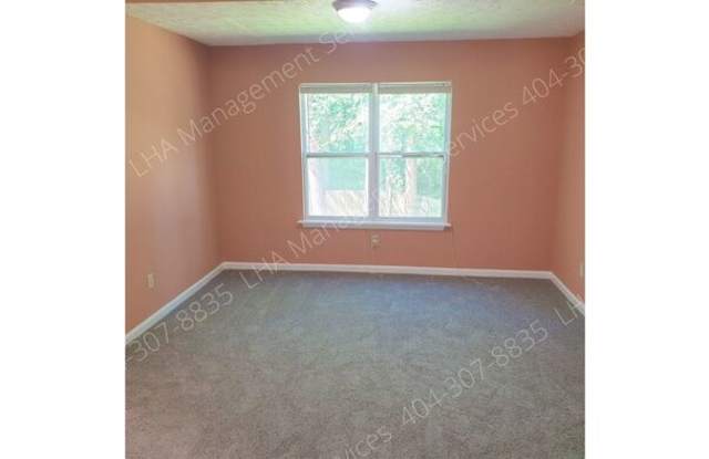 805 Fox Valley Drive Gallery 4