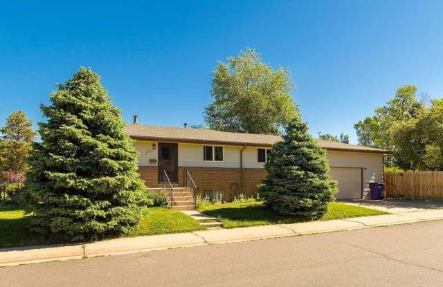 University Gem with Spacious Yard  Garage – Available August 1st! photos photos