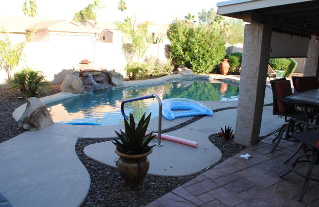 9615 E BUD Court Gallery 3