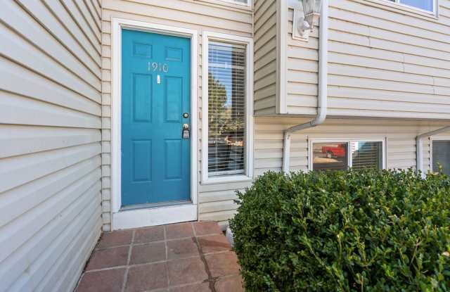 2 bedroom, 1 bathroom in Loveland. photos photos