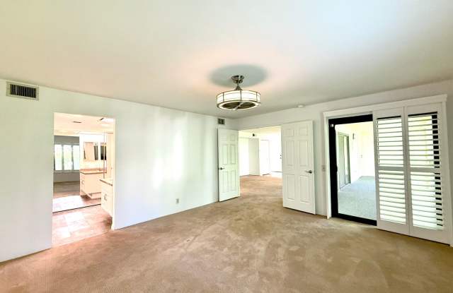 Riviera Gardens - Long Term - Unfurnished - Large 1BR Gallery 3