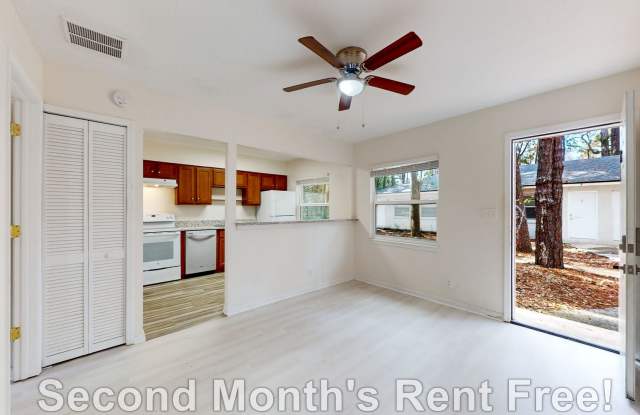Well Maintained 1BR/1BA Ortega Farms Apartment - 5436 101st Street, Jacksonville, FL 32210